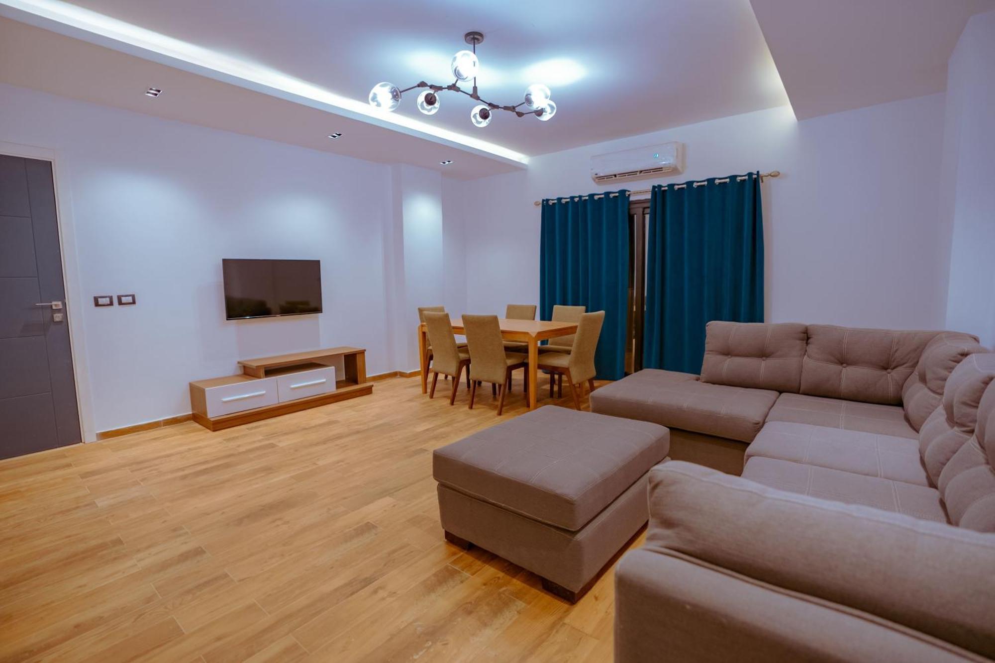 Travelholic New Cairo Residence 外观 照片